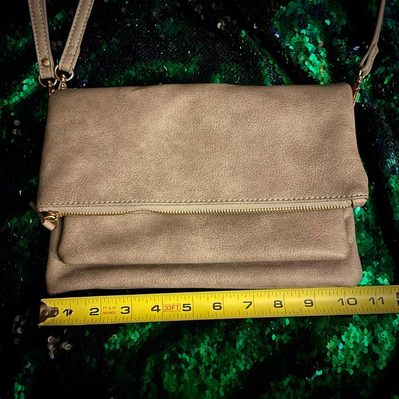 Gray/Gold Multi-Compartment Purse/Clutch Convertible - Picture 8 of 10